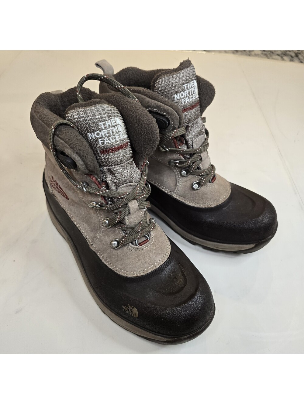 The North Face Primaloft Insulated Lace-Up Snow Boots Suede Beige/Black 8.5